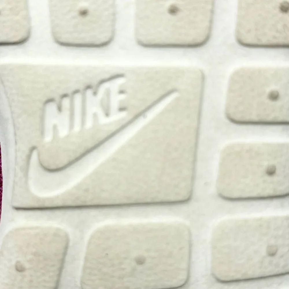 Nike lightweight breathable